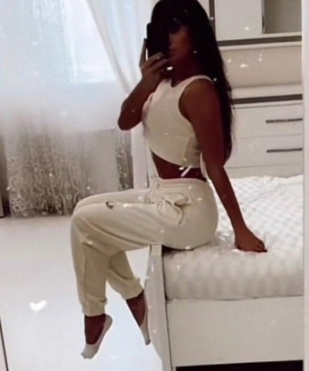 Со мной ты сможешь реализовать все свои самые сокровенные фантазии. Забудь о повседневности и позволь себе насладиться моим особым трепетным прикосновением и шаловливыми губками. Я умею доставлять истинное удовольствие и обещаю, что ты будешь ощущать себя по-настоящему особенным рядом со мной. Обладая опытом и нежностью, я гарантирую, что каждая минута проведенная со мной будет незабываемой. Фото и отзывы на моем профиле подтверждают мою красоту и профессионализм. Жду встречи с нетерпением! 💋 11296, 34 года